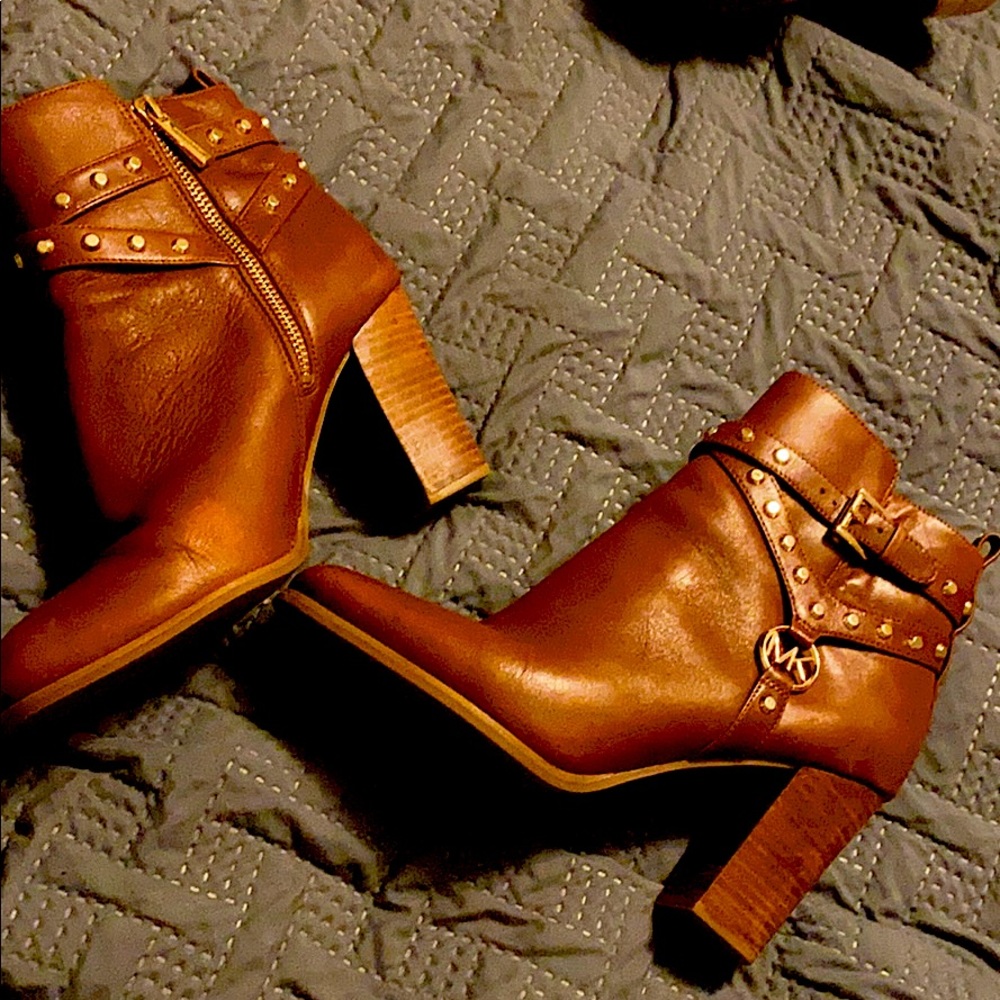 Leather Michael Kors booties